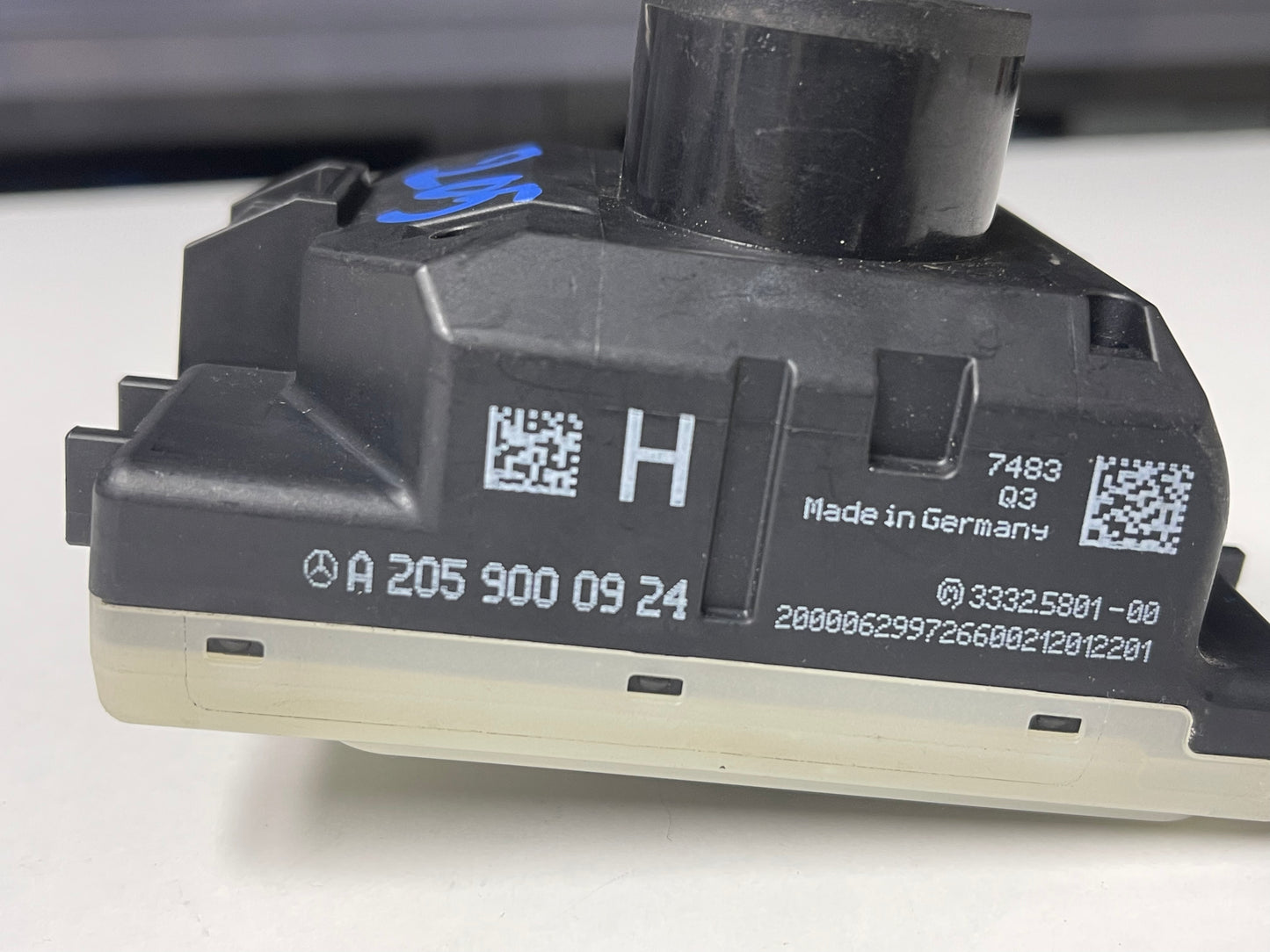 EZS A2059000924
